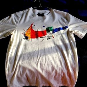 White Nike tee